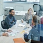 Com qual idade a criança aprende o alfabeto?